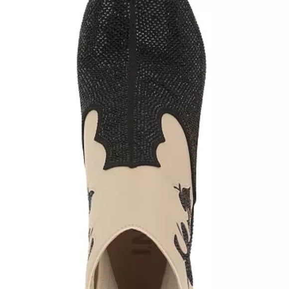 I.N.C black and white cowgirl booties. Size 7 - Picture 4 of 4